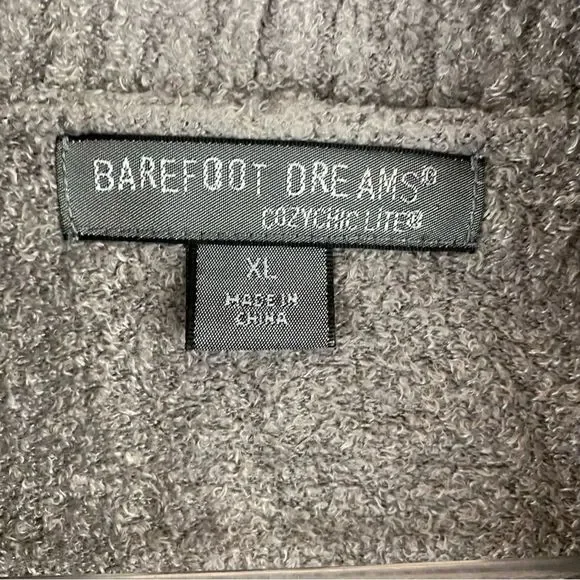 Barefoot Dreams • Circle Cardigan - Picture 3 of 5